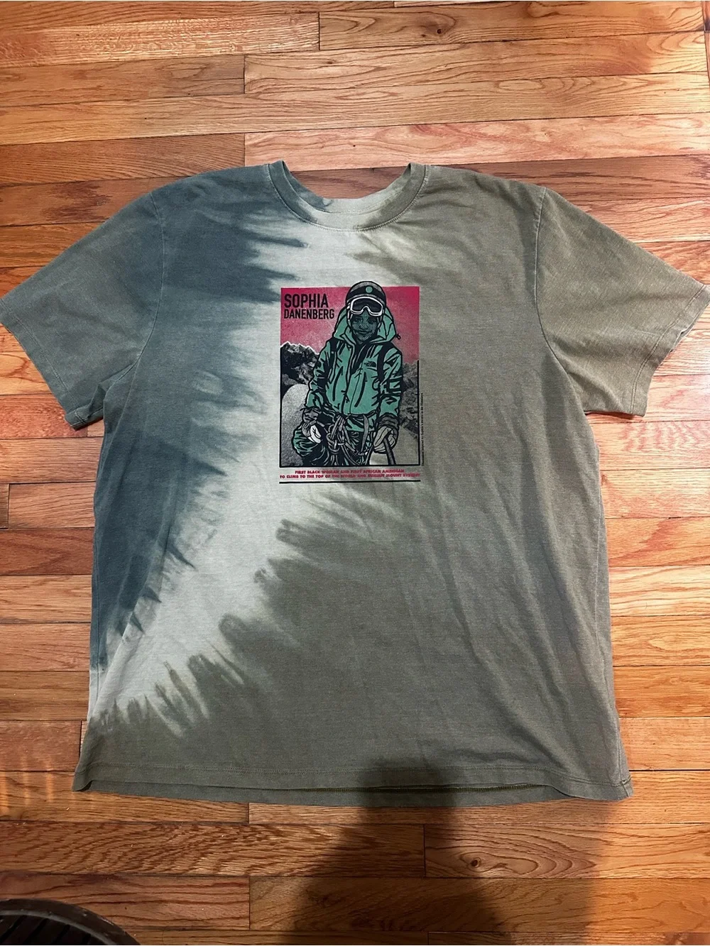 The North Face Men’s Sophia Danenberg Everest Summit Tie-dye T-shirt XXL